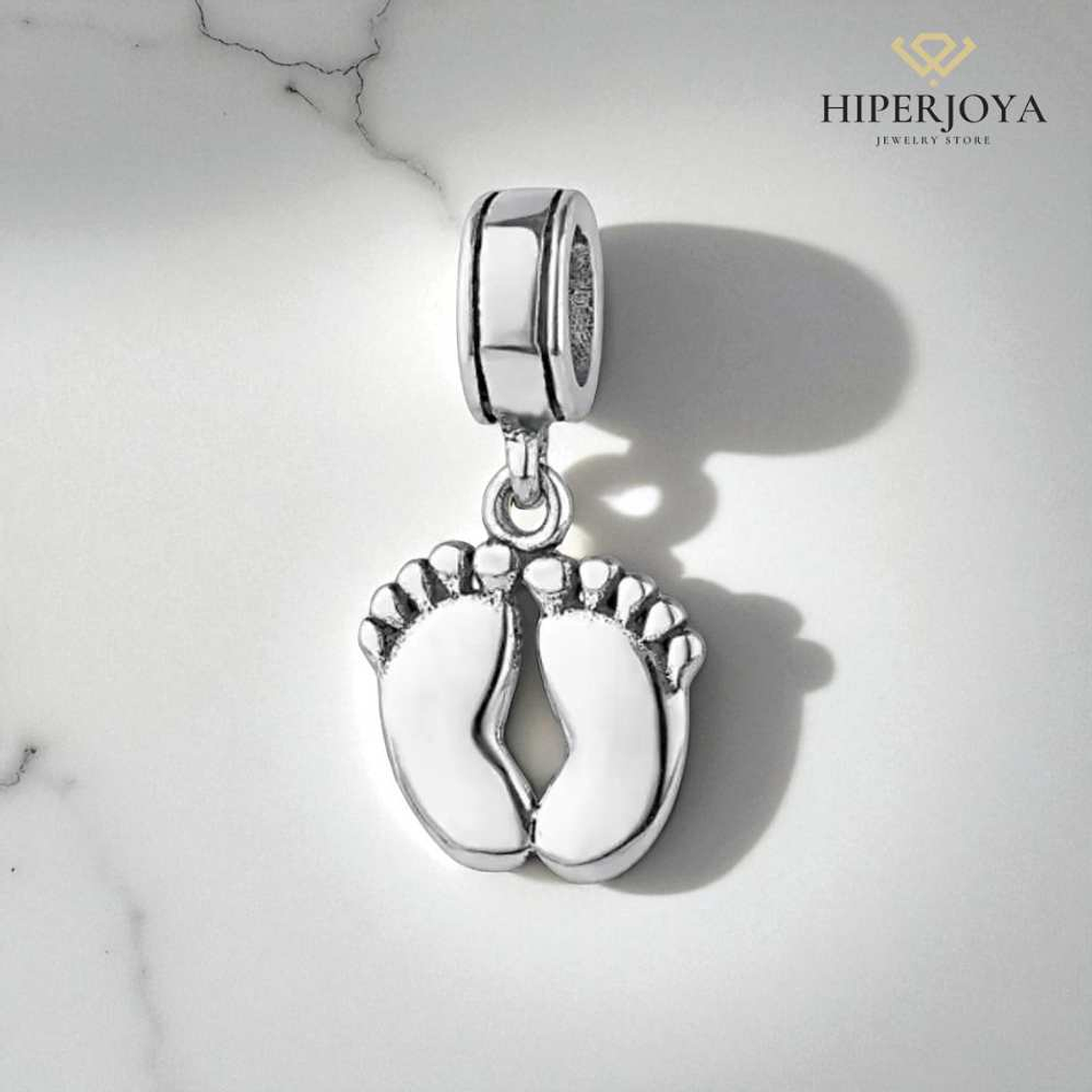 Abalorio pies bebé plata 2