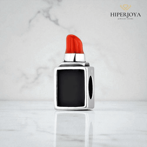 Silver lipstick bead