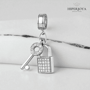 Abalorio llave y candado plata