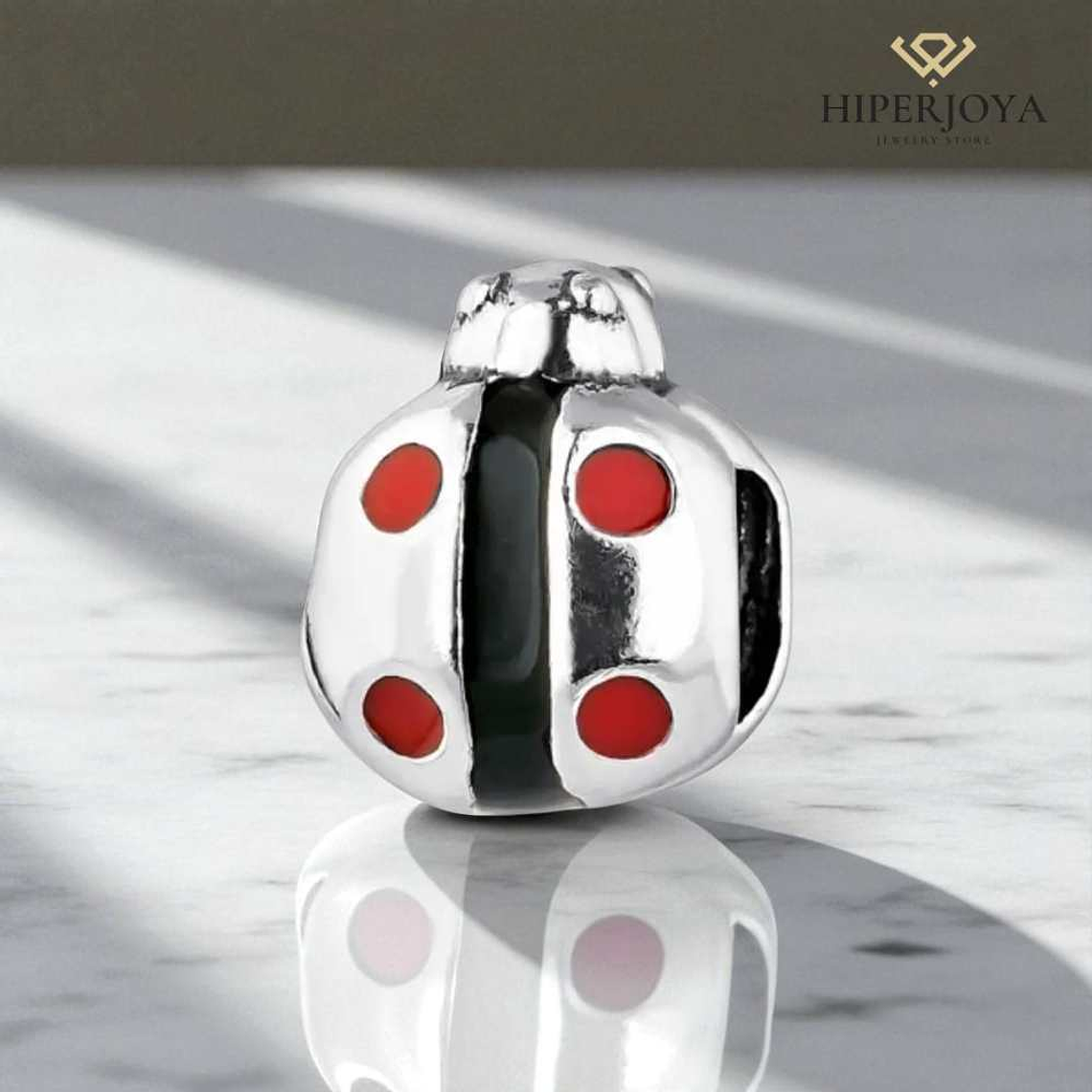 Abalorio mariquita plata 2