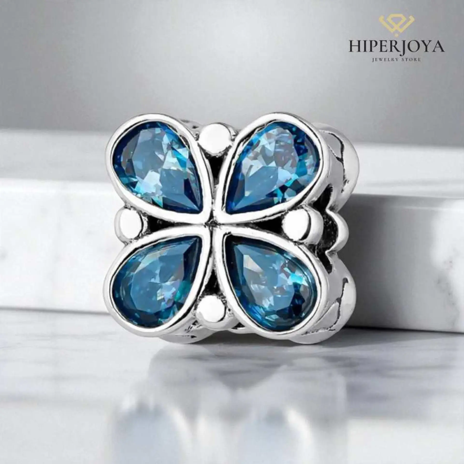 Abalorio mariposa azul plata 2