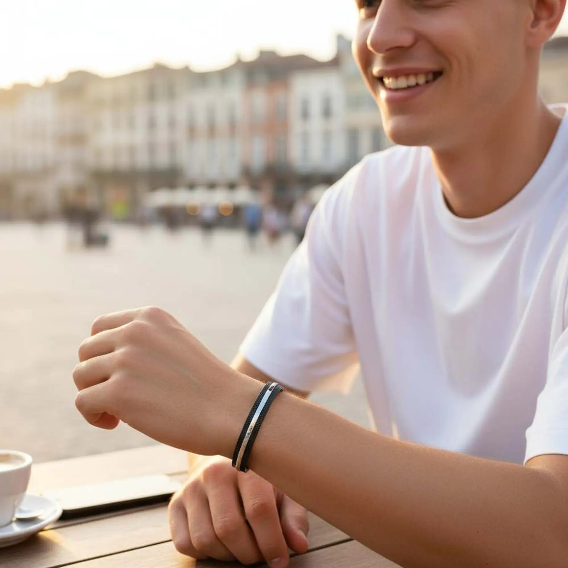 Brazalete de hombre con acero combinado  2