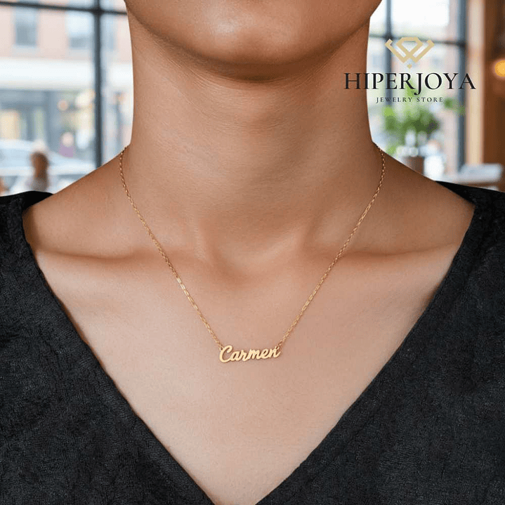 Gargantilla personalizada con nombre horizontal plata baño de oro  2