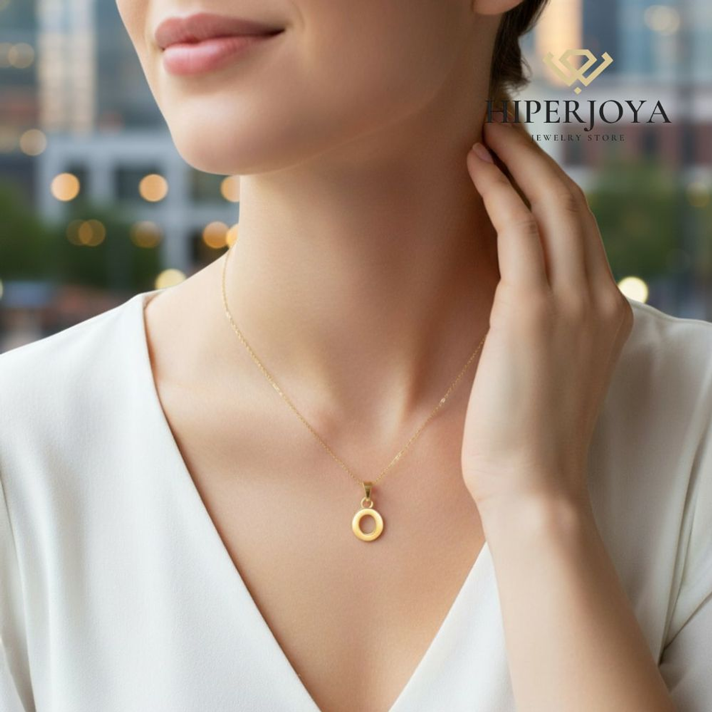 Colgante inicial O con baño de oro 2