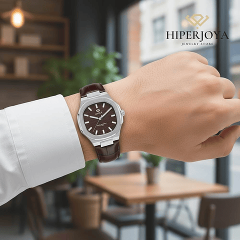 Reloj de piel color marrón 