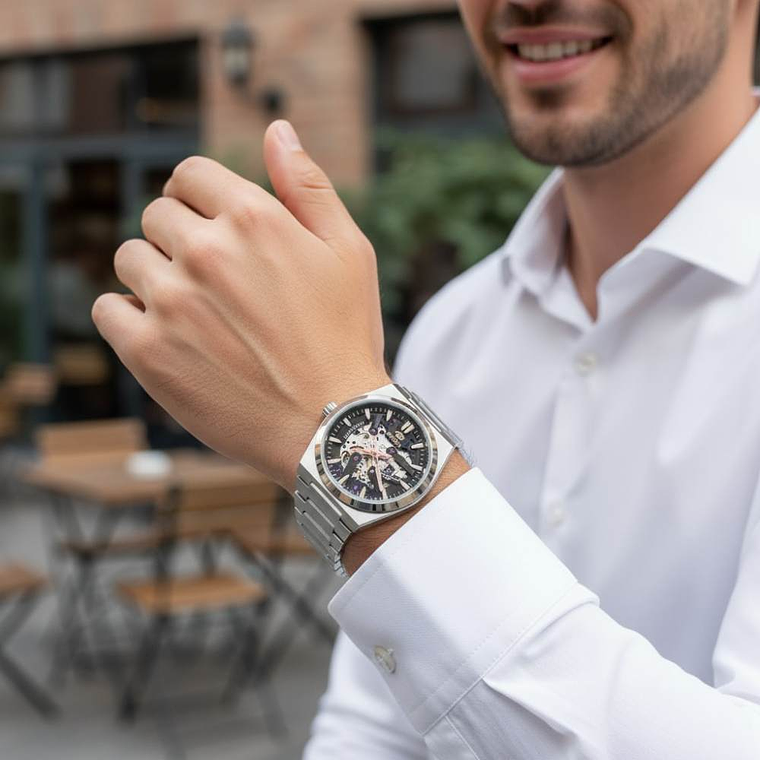 Reloj automático tres agujas  4