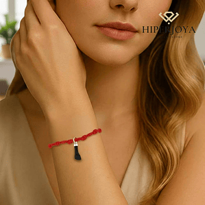 Pulsera de hilo rojo con higa negra