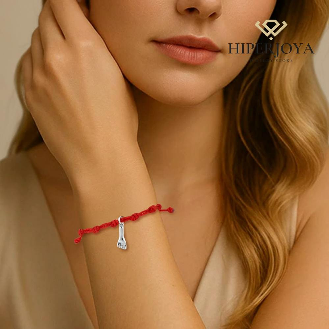 Pulsera de hilo rojo con higa de plata  2