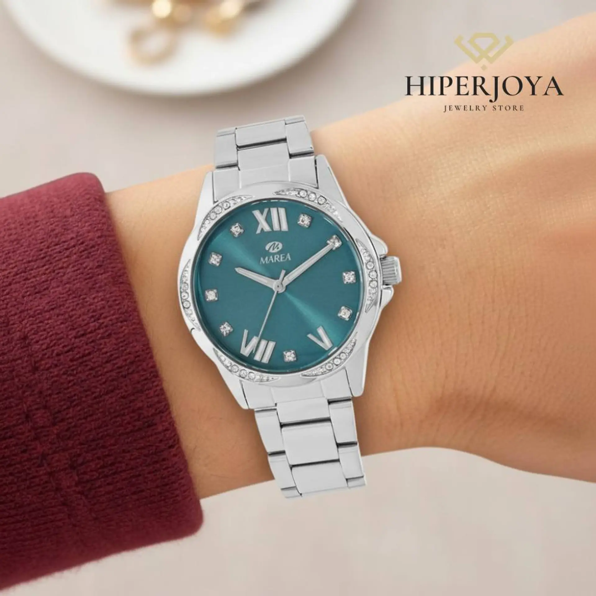 Reloj de acero plateado  2