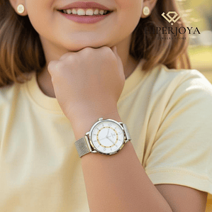 Reloj de niña más pendientes 