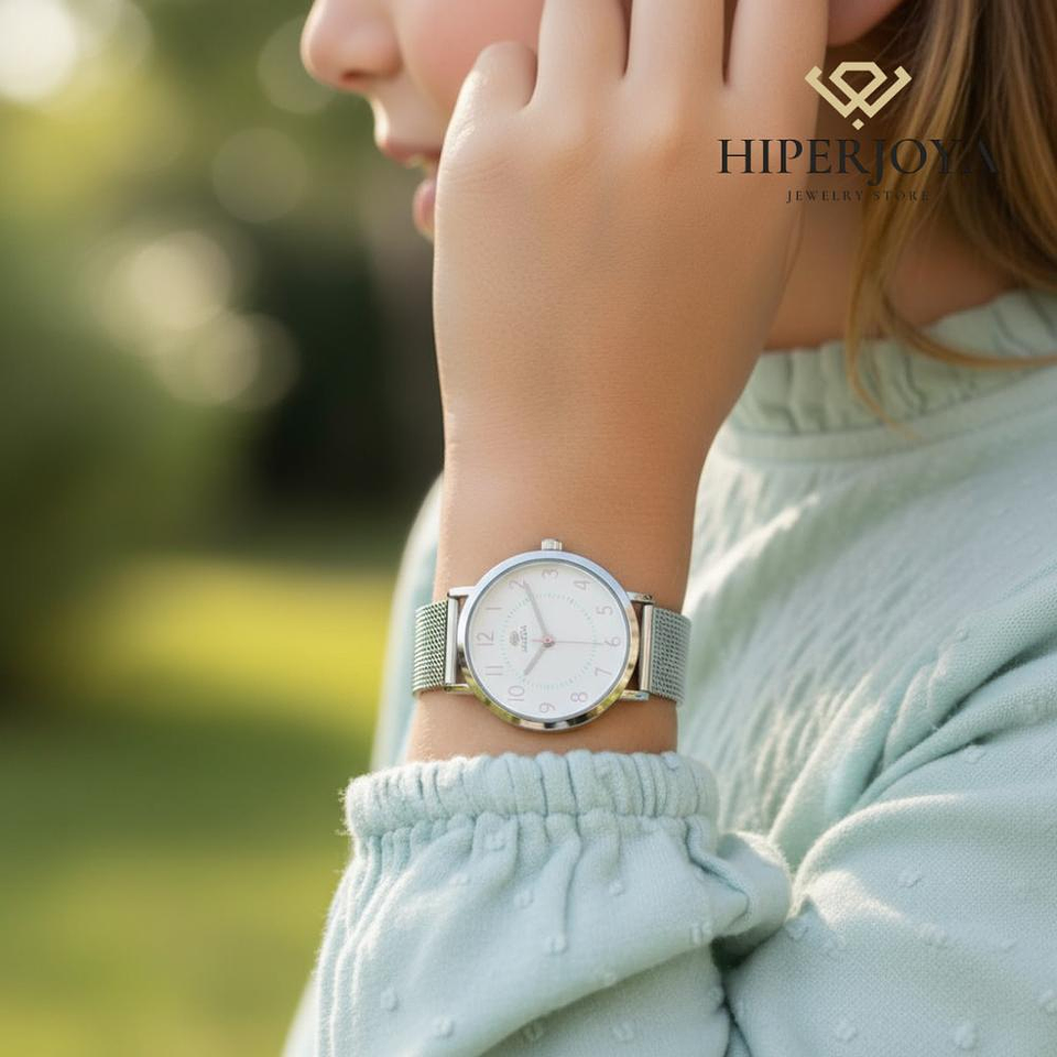 Reloj para niña más bolsito de mano  2