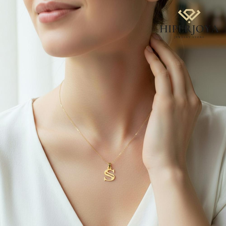 Colgante de inicial S Oro 18k 2