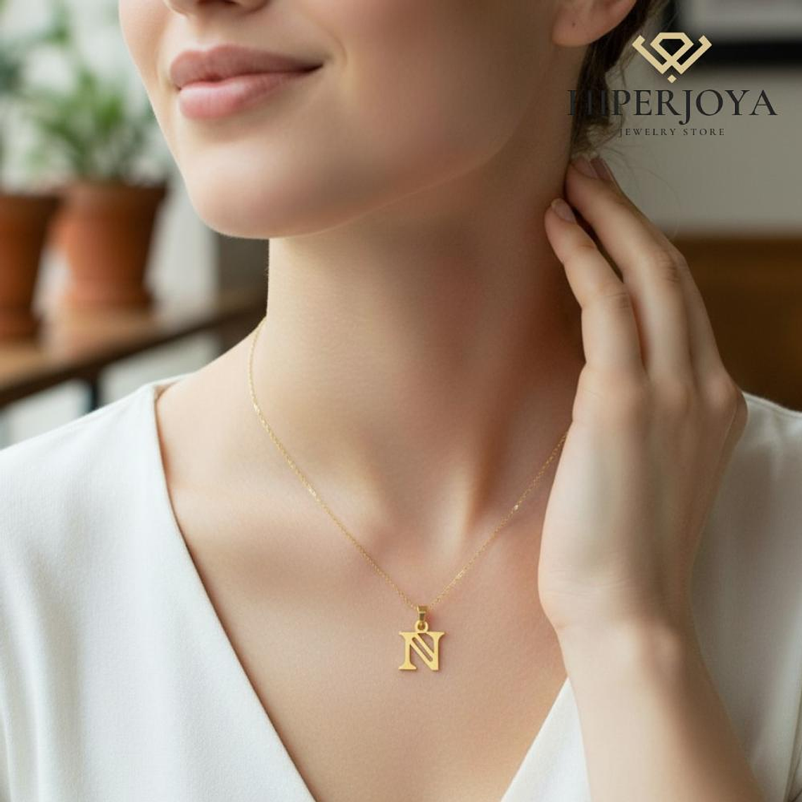 Colgante de inicial N Oro 18k 2