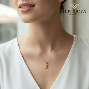 Colgante de inicial I Oro 18k