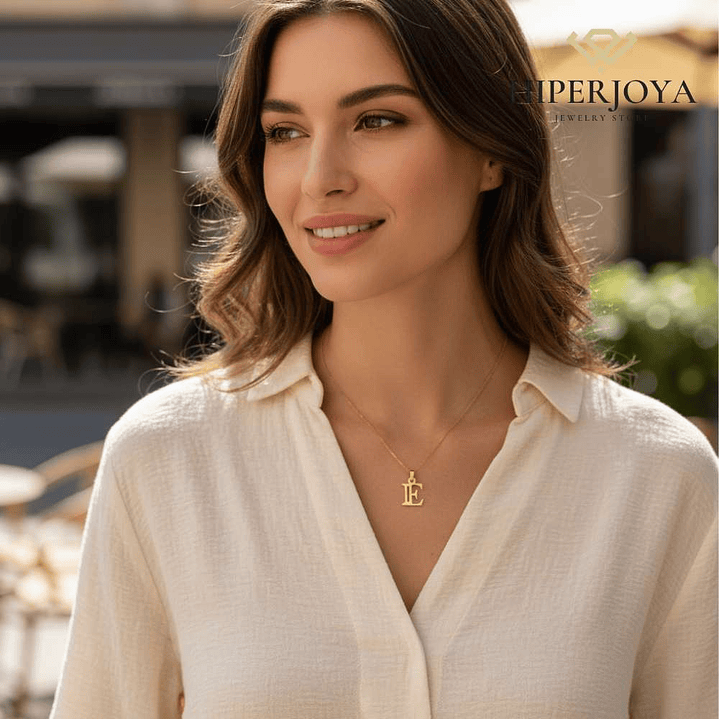 Colgante de inicial E Oro 18k 3