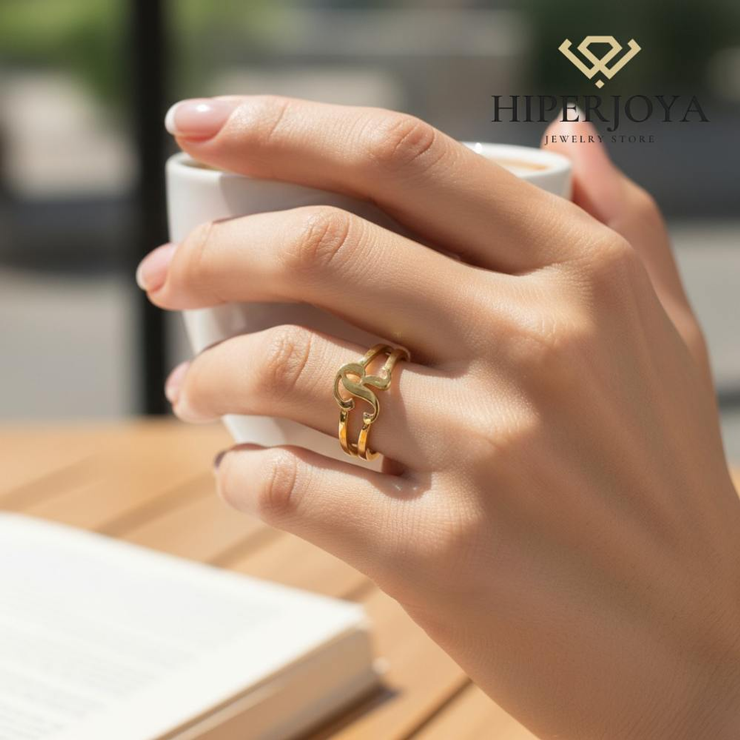 Anillo personalizado plata con baño de oro  2