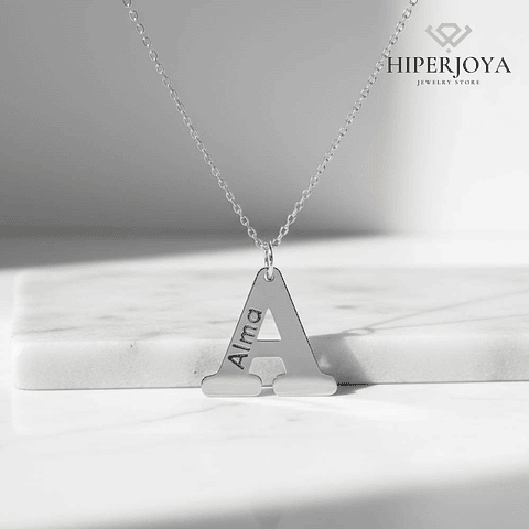 Colgante personalizado inicial y nombre plata