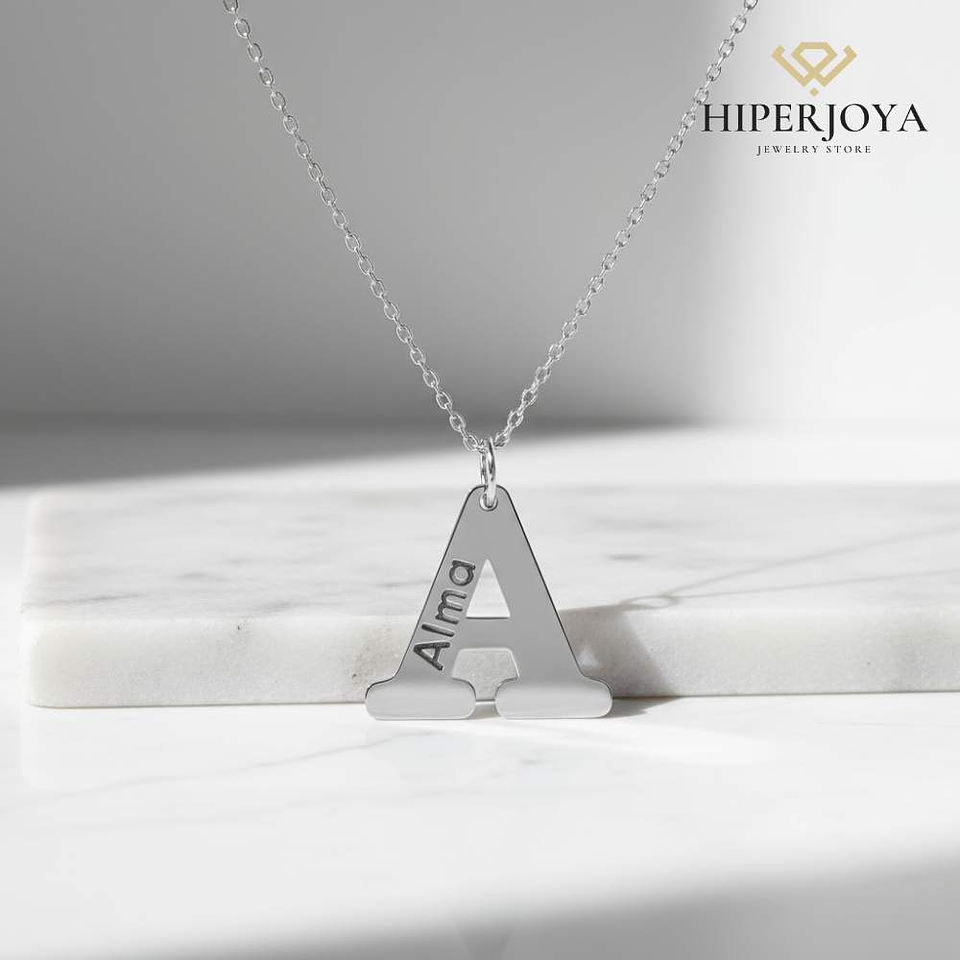 Colgante personalizado inicial y nombre plata 2