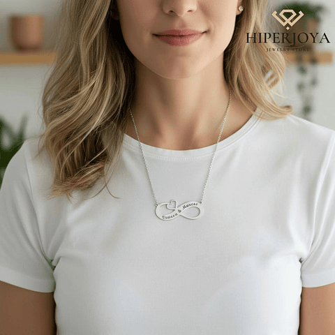 Gargantilla personalizada de infinito con nombres plata