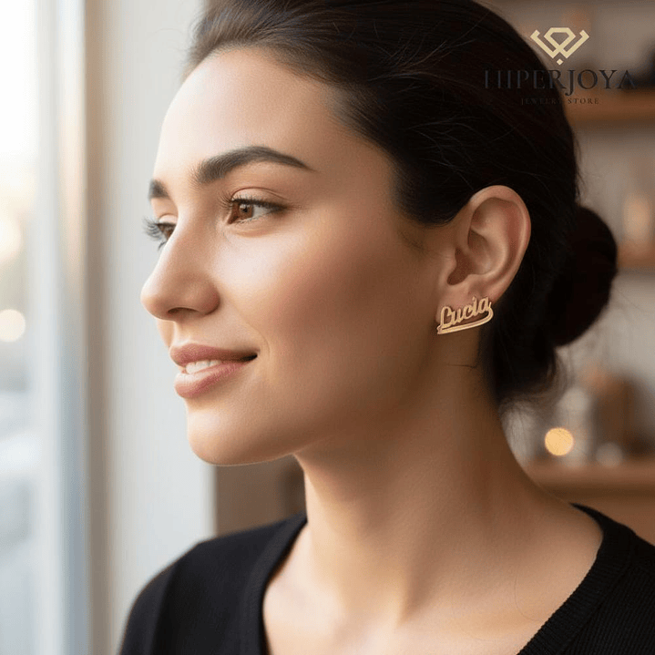 Pendientes personalizados de nombres plata con baño de oro  3