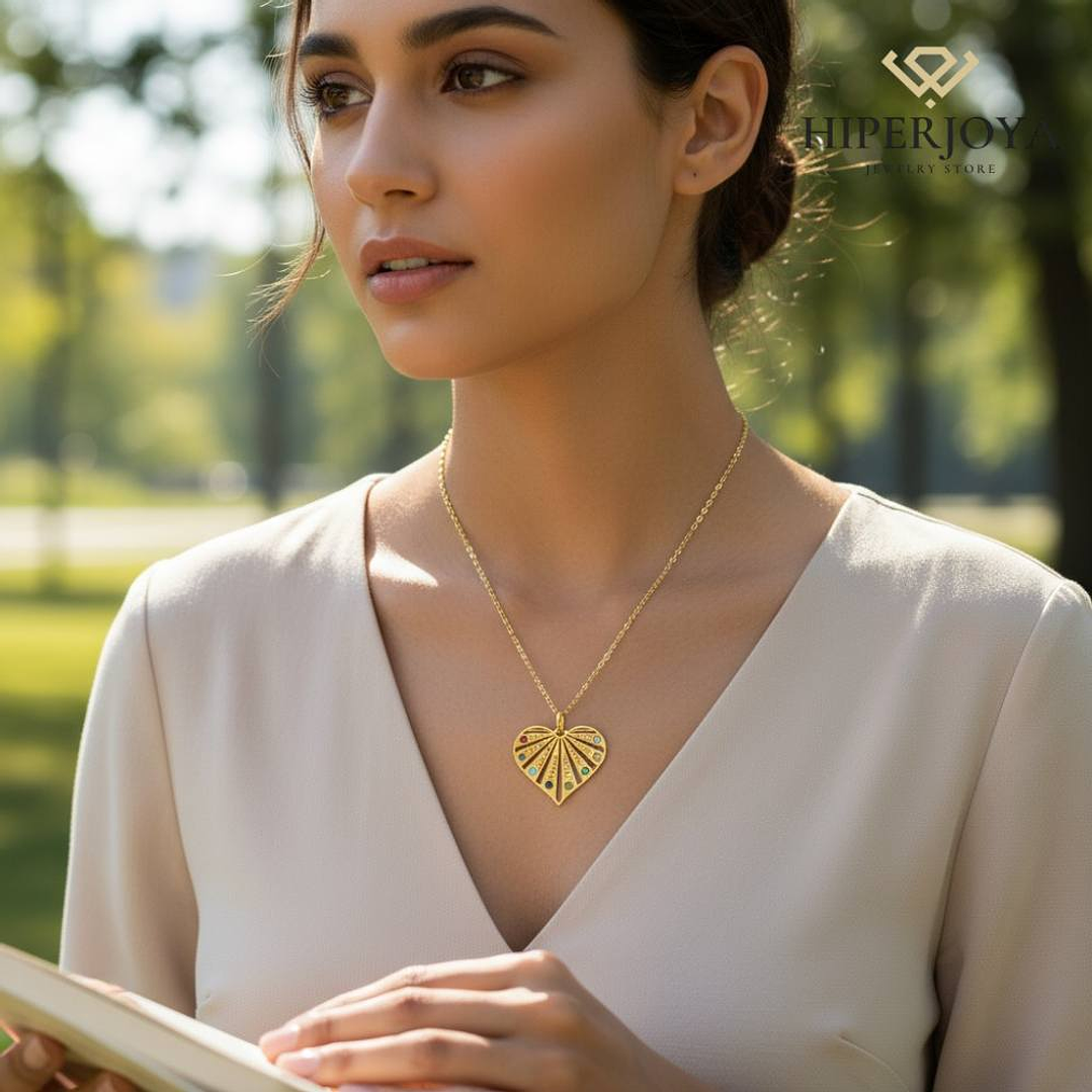 Gargantilla personalizada nombres y zirconitas plata con baño de oro  3