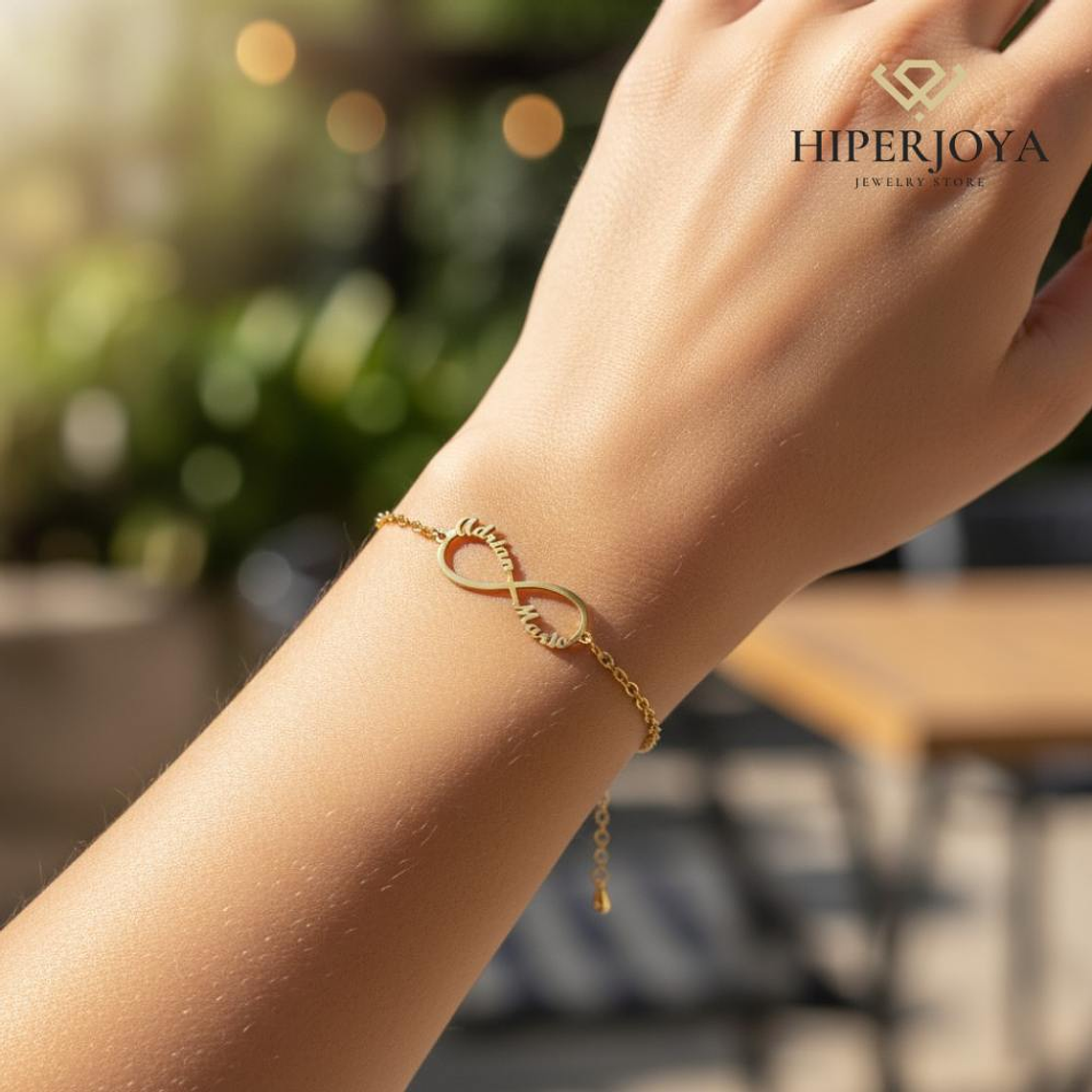 Pulsera personalizada infinito y nombres plata con baño de oro  2