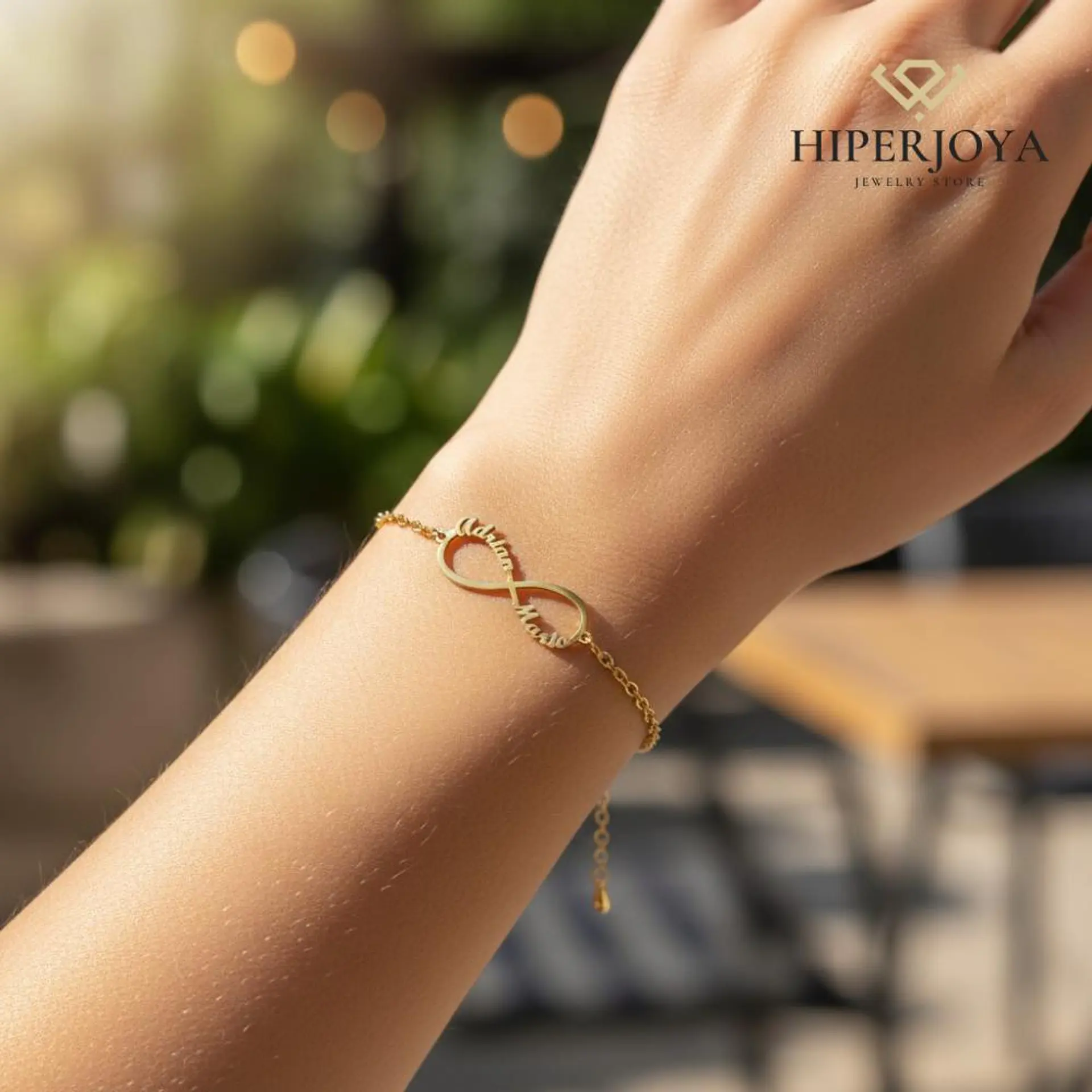 Pulsera personalizada infinito y nombres plata con baño de oro  2