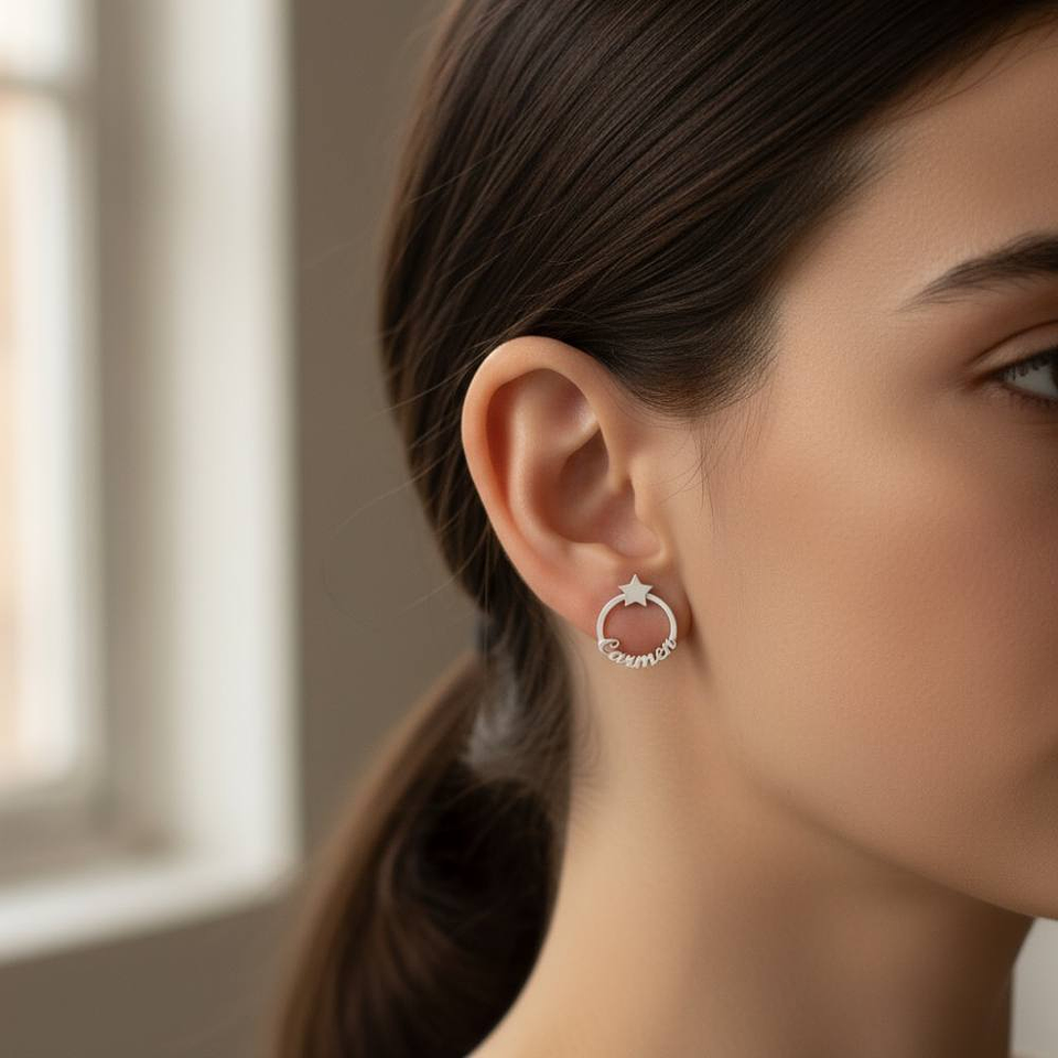 Pendiente personalizado con nombre en forma circular plata 2