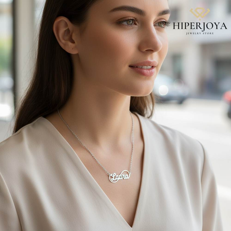 Gargantilla personalizada medio infinito con nombre plata  3