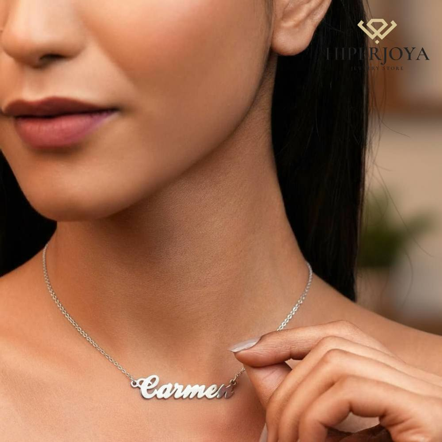 Gargantilla personalizada con nombre horizontal plata 2