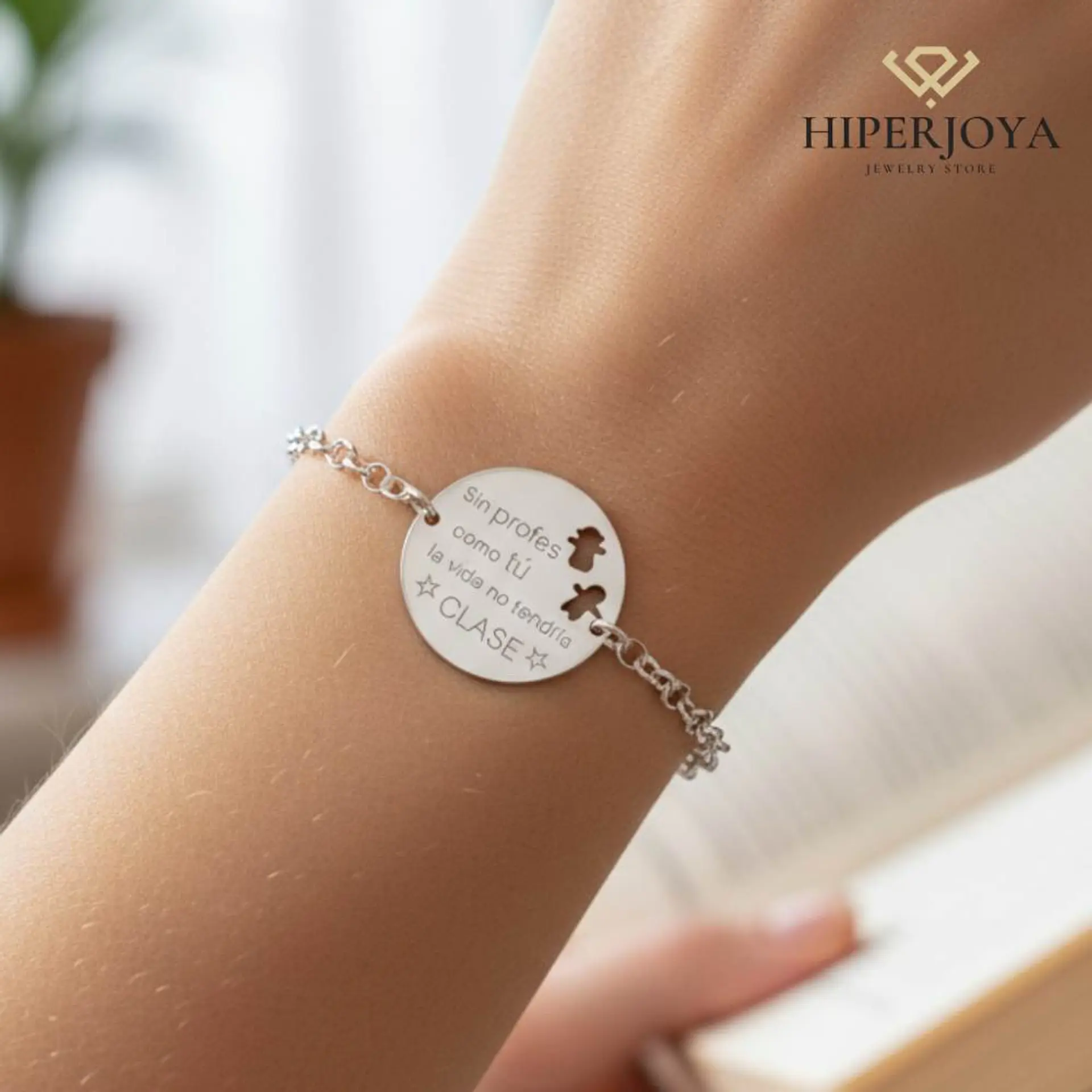 Pulsera personalizada para los maestros plata 2