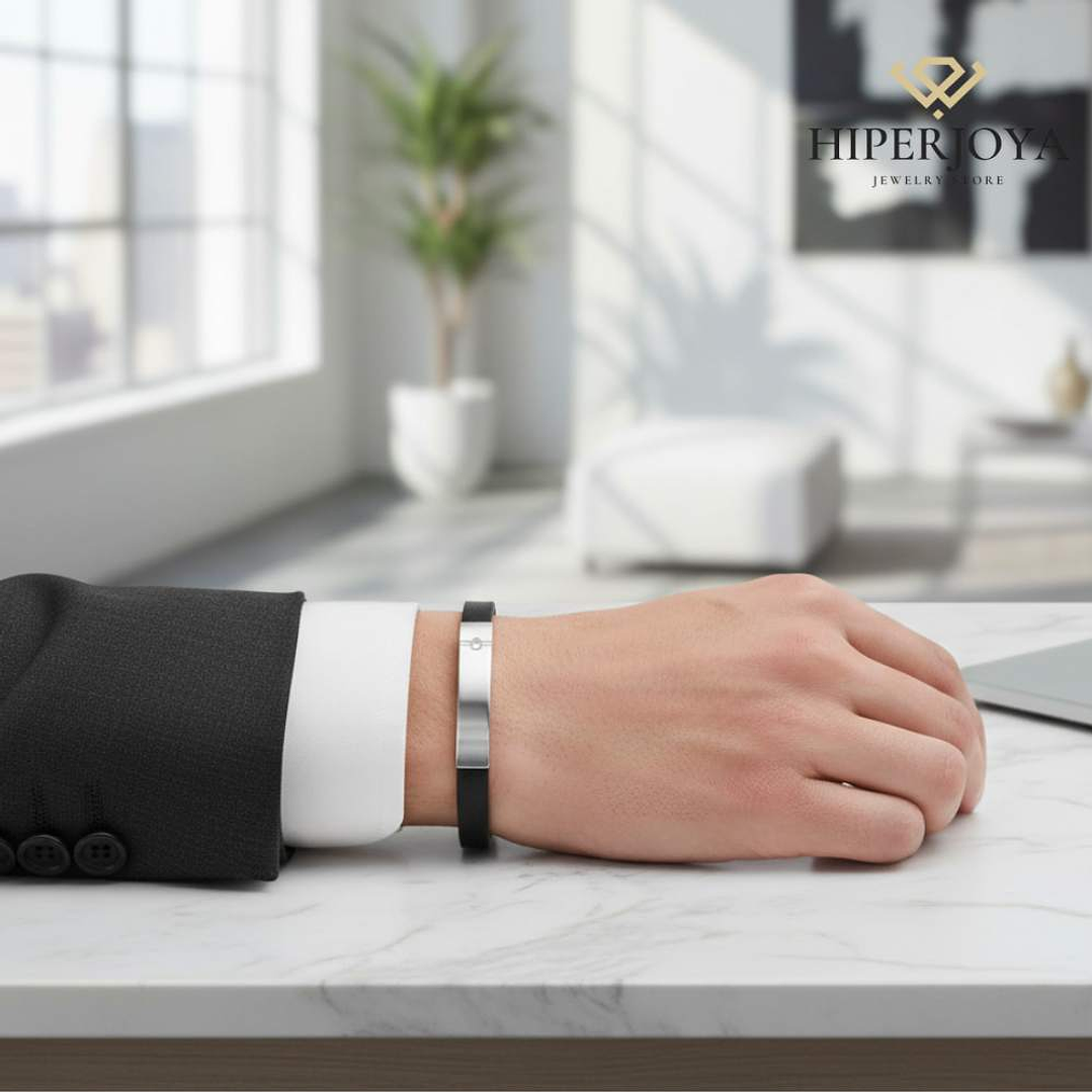 Pulsera para caballero de cuero negro y placa en acero  2