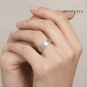 Alianza de plata diseñada 