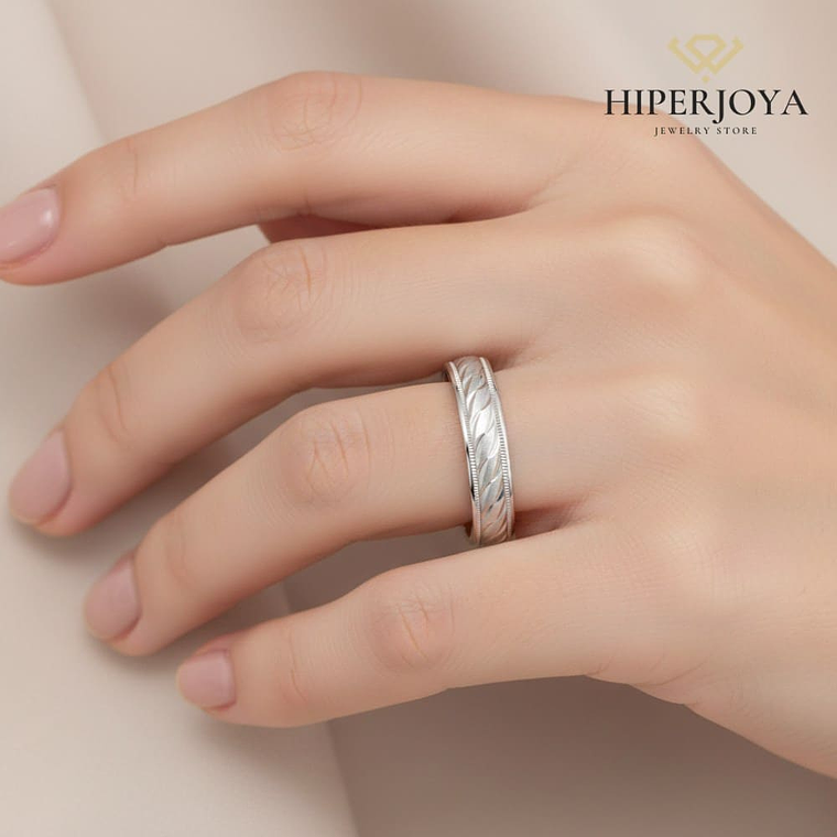 Alianza de plata tallada 2