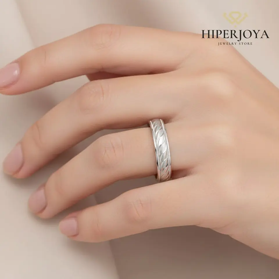 Alianza de plata tallada 2