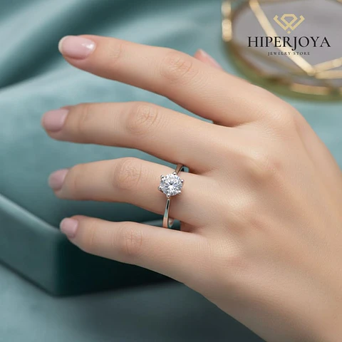 Anillo de compromiso 