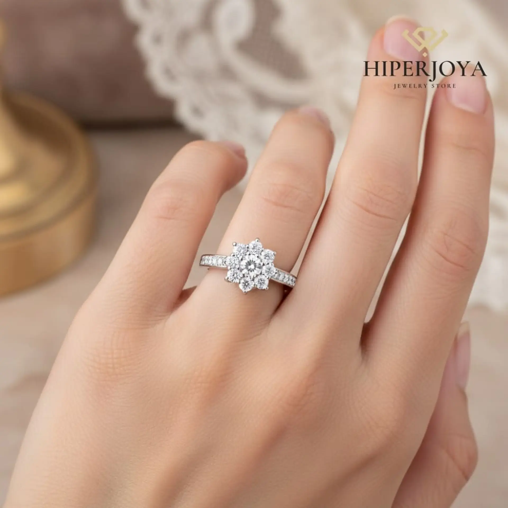 Anillo de compromiso 5