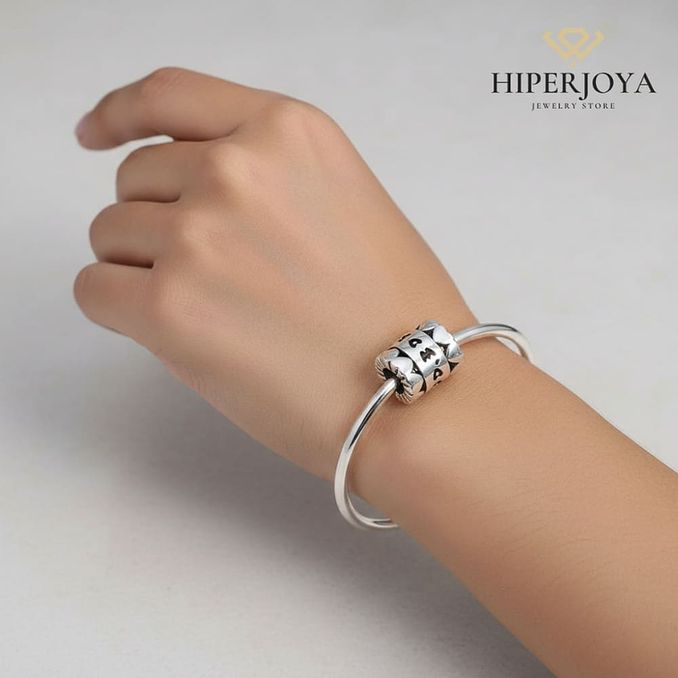 Abalorio mamá en plata  1