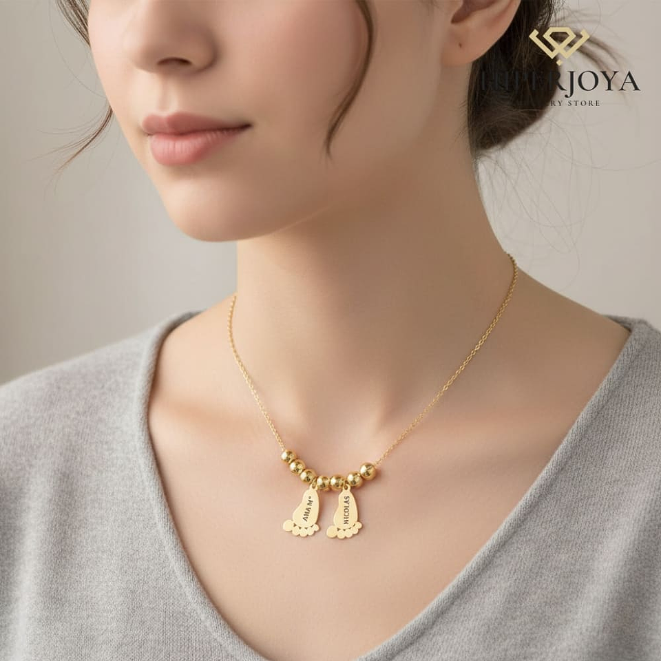 Gargantilla de charms con baño de oro  2