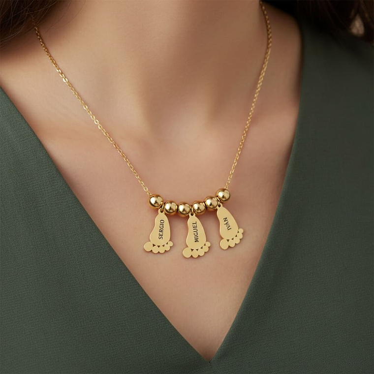 Gargantillas pies de bebés nombres  1