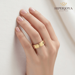 Alianza de oro 18k con nombre 