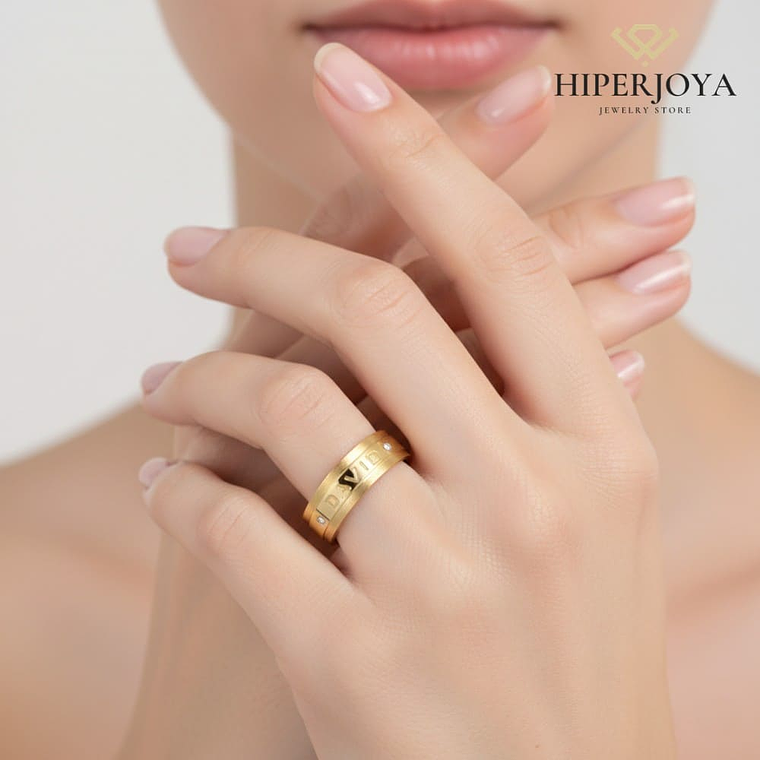 Alianza de oro 18k con nombre  3