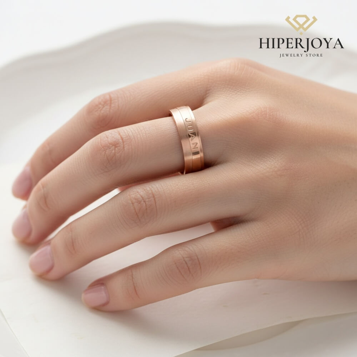 Alianza oro bicolor 18k nombre 19