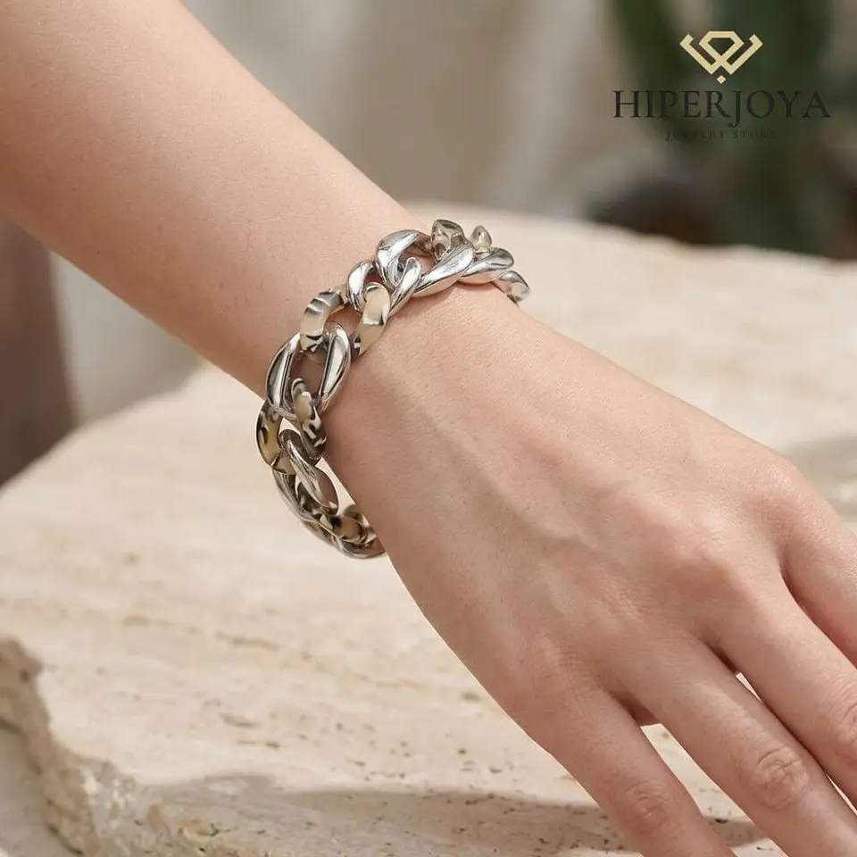 Pulsera de resina y acero barbada  1