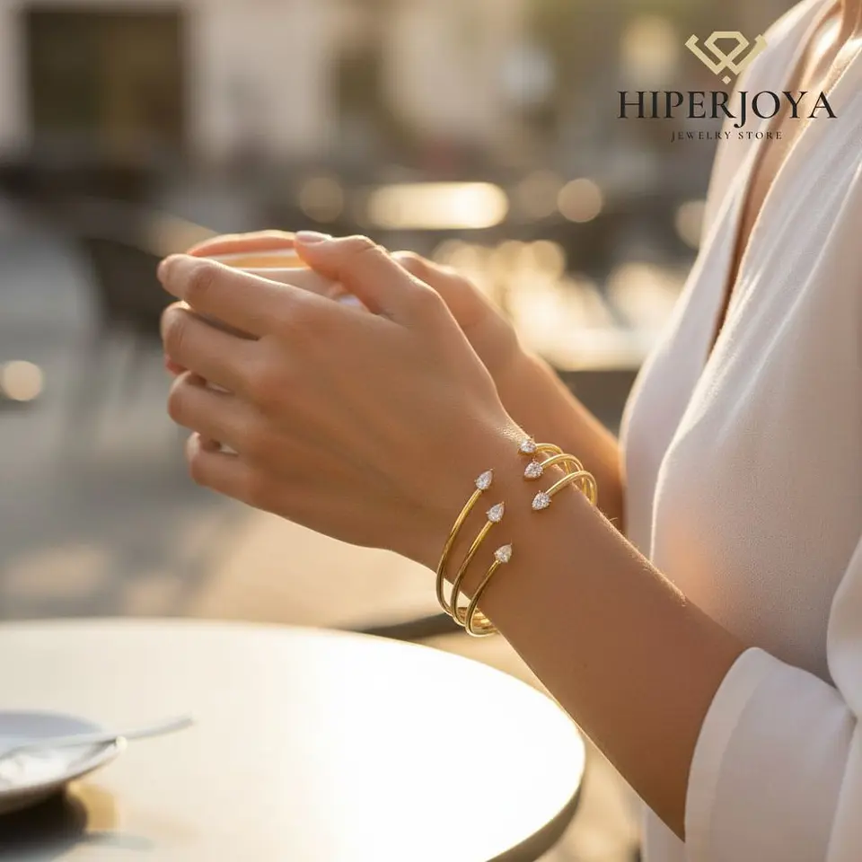 Brazalete de acero tres hilos con circonita 2