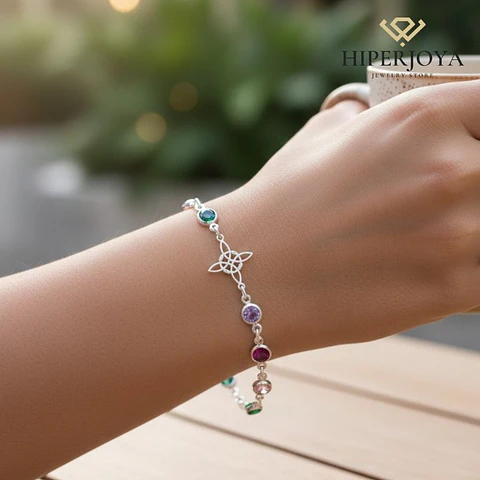 Pulsera tutifruti con nudo de bruja