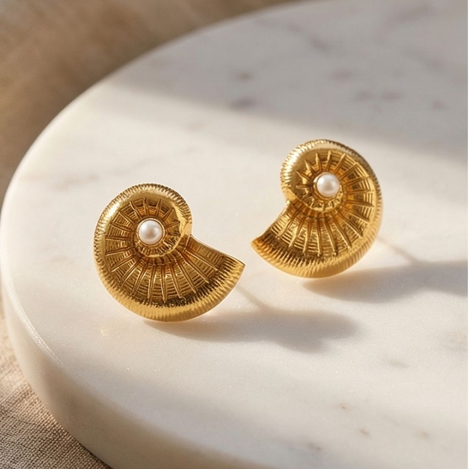 Pendientes de caracola con perla sintética 4