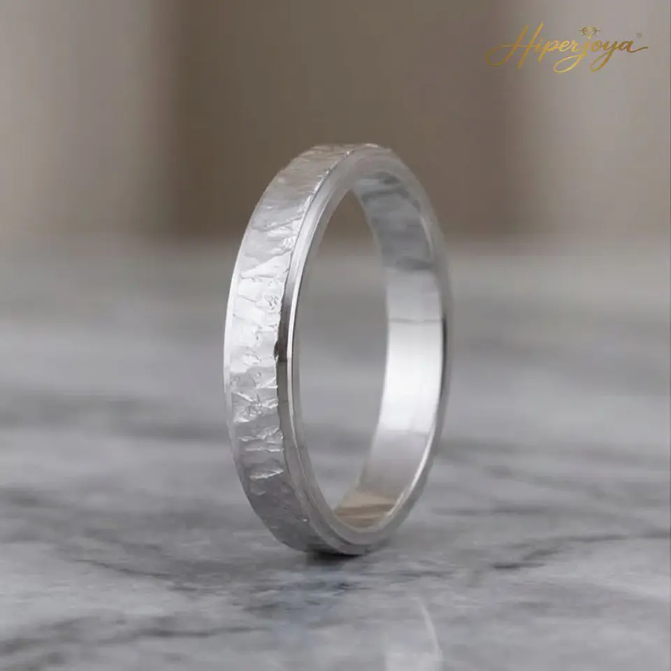 Alianza de oro blanco tallada 18k 3