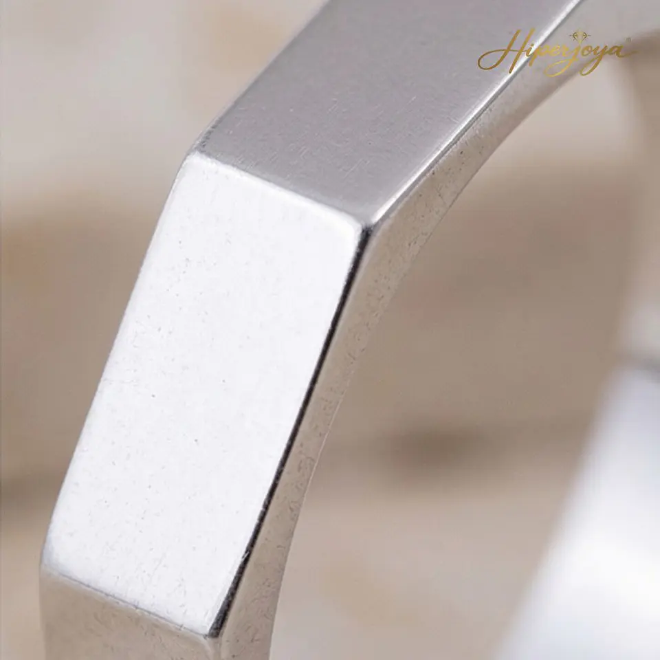 Alianza oro 18k blanco cubic 3