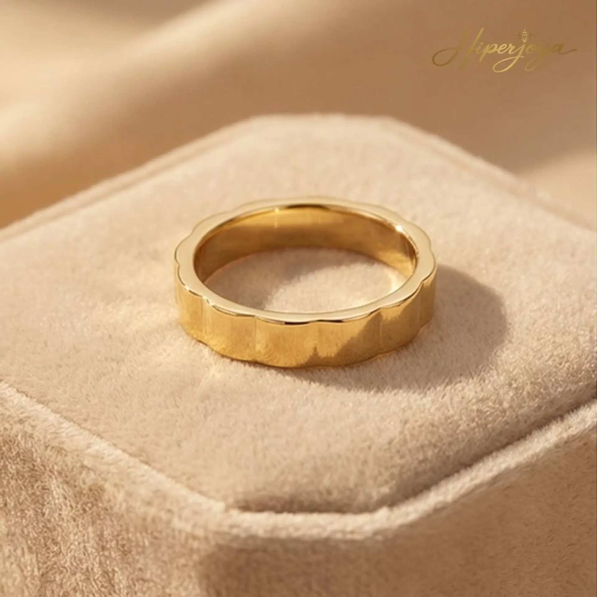 Alianza cubic de oro 18k  4